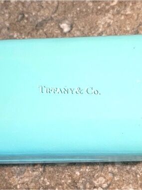 Genuine Tiffany & Co. hard Clam eyeglass case